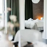 Calm With Sauna And Free Parking - Heart Of Lapland Apartment *